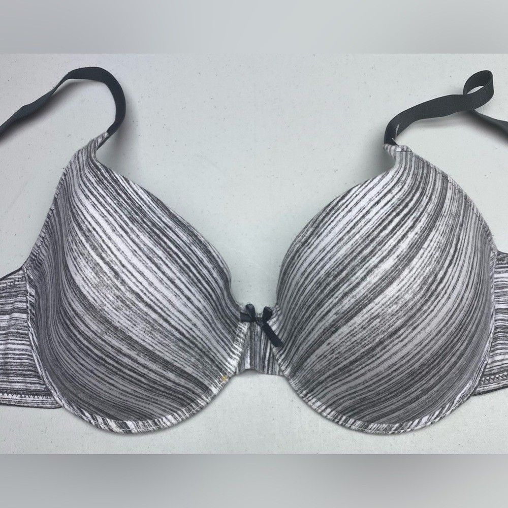 My Style  GRY/WHT STRIPED Demi, 42D  With ISSUE. *P1068